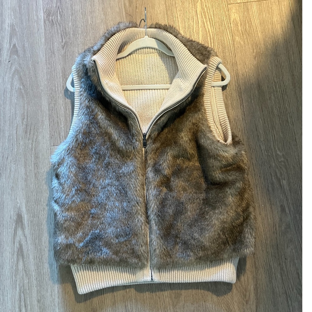 Faux Fur Reversible Knit Zip ski Snow Winter vest High neck minimalist